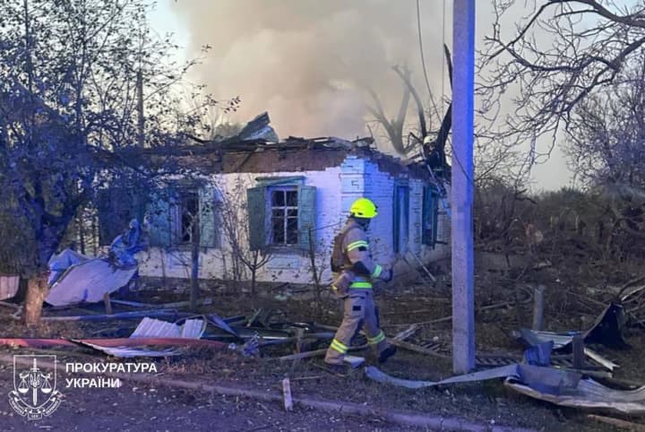 russia-for-the-first-time-attacked-lozova-in-kharkiv-oblast-with-a-new-jet-kab-the-bomb-flew-130-km