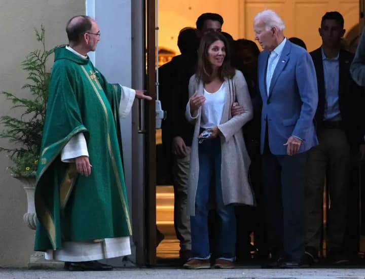 dzho-baiden-vpershe-ziavyvsia-na-publitsi-pislia-pochatku-promenevoi-terapii-raku-prostaty-nyp