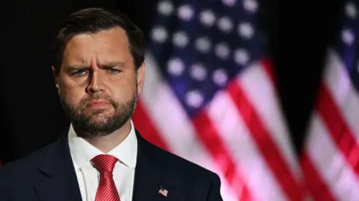 tramp-dosi-vyrishuie-chy-davaty-ukraini-rakety-tomahawk-vens