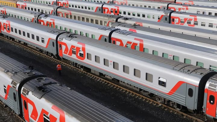 rossiiskaya-zheleznaya-doroga-sokrashchaet-personal-i-investitsii-na-fone-padeniya-obemov-gruzoperevozok-razvedka