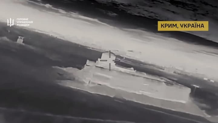 enemy-valdai-burned-in-crimea-intelligence-officers-showed-how-they-hit-the-occupiers-newest-radar-system