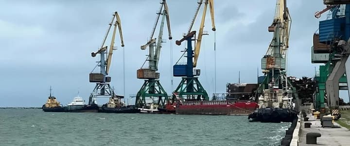 russia-opens-international-checkpoint-in-berdyansk-port-the-goal-announced