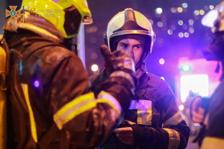calling-medics-fires-in-different-districts-what-is-known-about-the-consequences-of-the-night-attack-on-kyiv