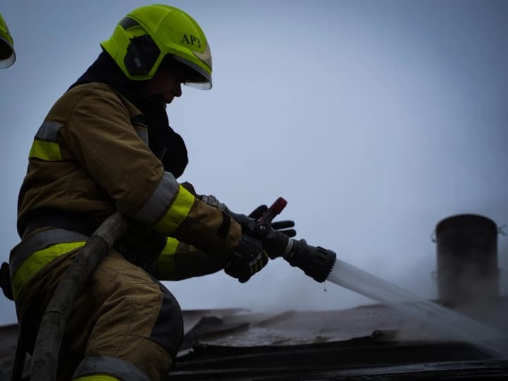 rossiiskii-bespilotnik-popal-v-sinagogu-na-podole-ravvin-asman