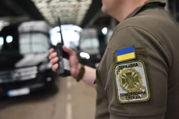 possible-departure-of-men-aged-18-22-abroad-will-not-create-critical-risks-for-the-economy-nbu