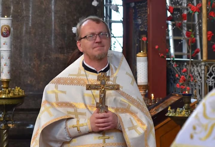 pravoslavnii-svyashchennik-nanyatii-dlya-ukrainskikh-bezhentsev-v-finlyandii-uvolen-iz-za-svyazei-s-rf