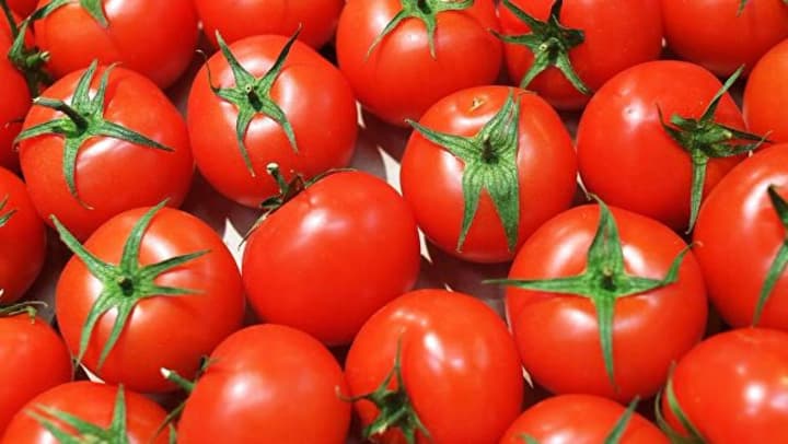 in-ukraine-greenhouse-tomatoes-continue-to-rise-in-price-for-the-third-week-in-a-row