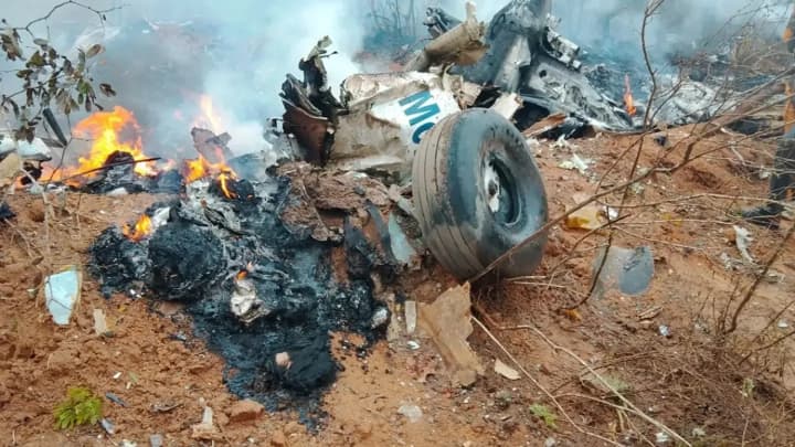 plane-crash-in-kenya-pilot-and-10-european-tourists-killed
