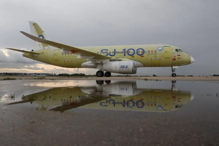 india-and-russia-signed-an-agreement-on-joint-production-of-passenger-aircraft