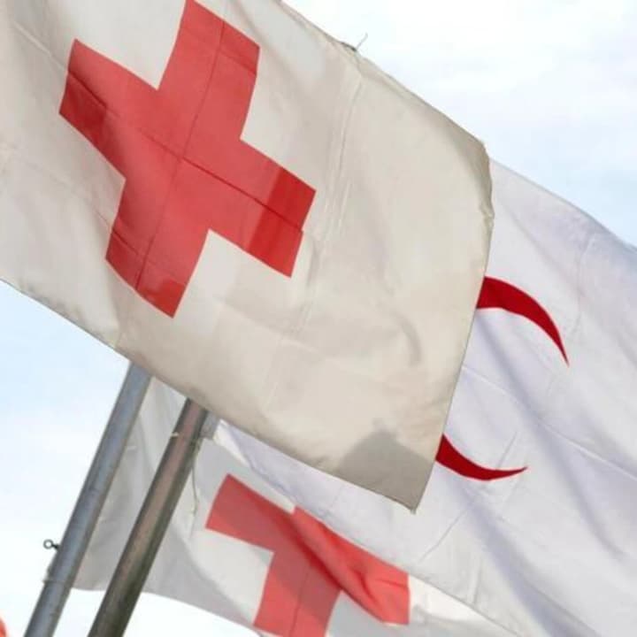 pyatero-volonterov-mfkk-pogibli-v-sudane-vo-vremya-razdachi-yedi