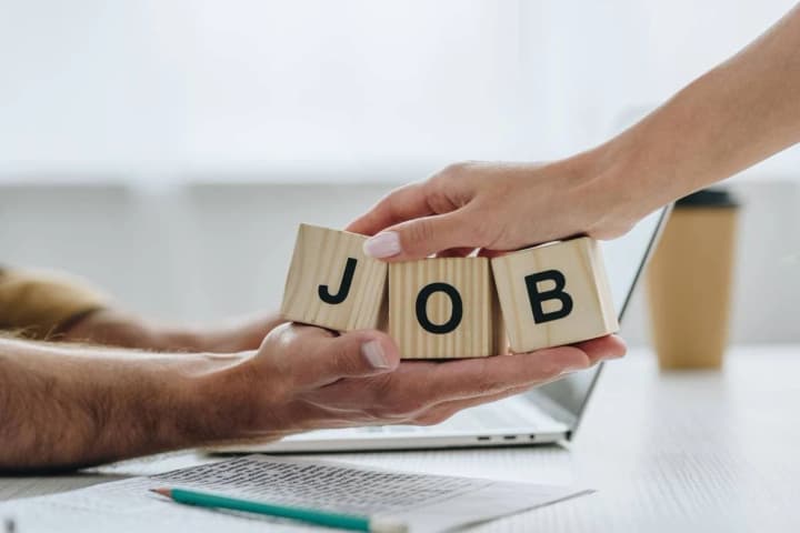 v-ukraine-utverdili-sozdanie-yedinogo-reestra-kvalifikatsii-dostup-budet-besplatnim-i-otkritim