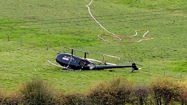 avariya-vertoleta-v-velikobritanii-yest-zhertva-sredi-ranenikh-10-letnii-malchik
