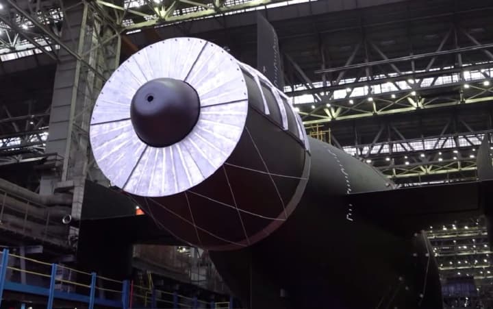 v-rf-zaiavliaiut-pro-spusk-na-vodu-atomnoho-pidvodnoho-chovna-khabarovsk