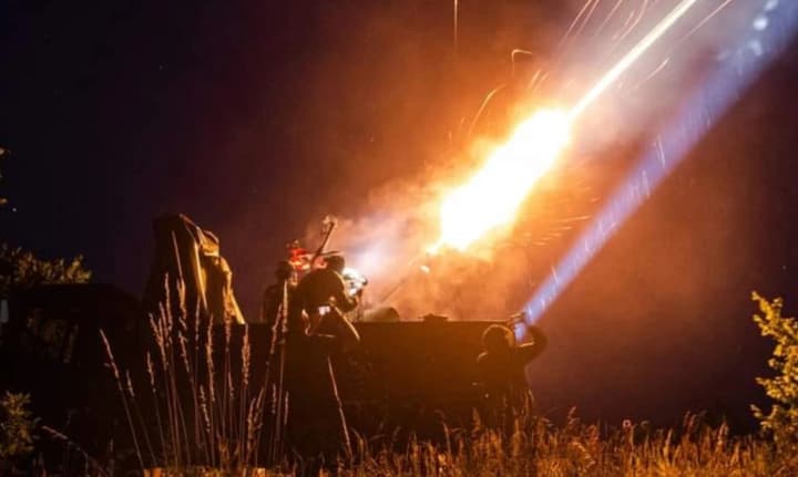 ukraina-vidbyla-masovanu-nichnu-ataku-67-vorozhykh-droniv-ta-raket