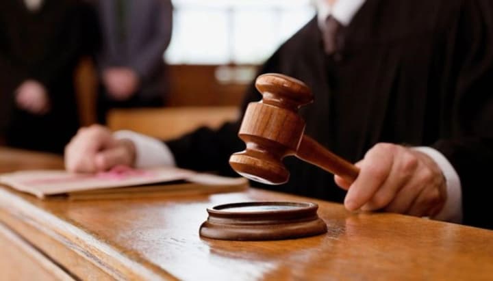 ekspertna-hrupa-pry-tsk-v-parlamenti-zaiavyla-pro-koruptsiini-ryzyky-diialnosti-hromadskoi-rady-yaka-otsiniuie-dobrochesnist-suddiv