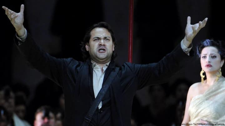 italiia-zaklykaie-skasuvaty-vystup-rosiiskoho-spivaka-yakyi-ye-dovirenoiu-osoboiu-putina