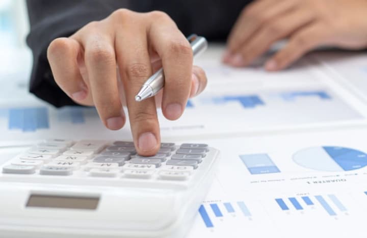 blokuvannia-rakhunkiv-ukraintsiv-advokat-rozpoviv-u-yakykh-vypadkakh-tse-mozhut-zrobyty-banky-ta-yak-dovesty-zakonnist-operatsii