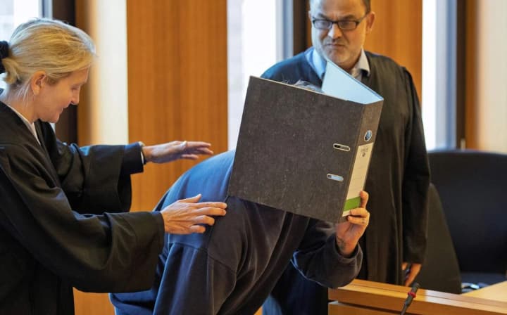 medpratsivnyk-u-nimechchyni-vbyv-desiatokh-patsiientiv-zarady-lehshoi-roboty-vnochi