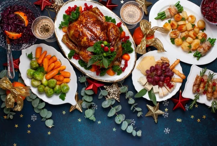 sviata-nablyzhaiutsia-yaka-yizha-podorozhchaie-naibilshe-do-novoho-roku