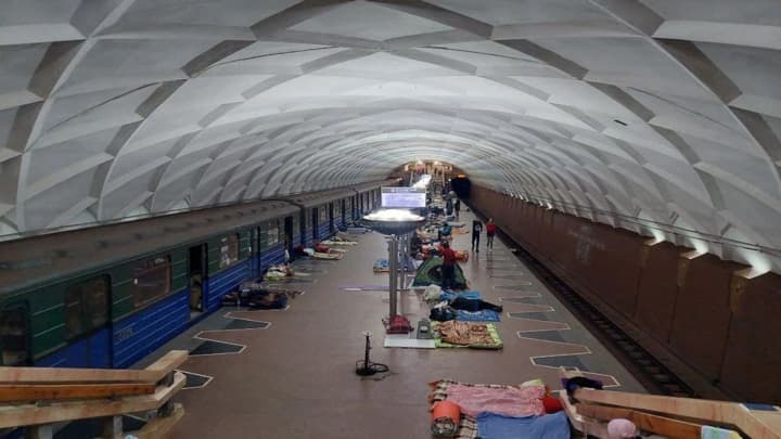 kharkivskyi-metropoliten-tymchasovo-pratsiuie-vykliuchno-v-rezhymi-ukryttia-cherez-problemy-z-elektropostachanniam