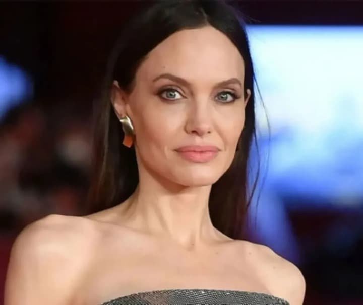 it-was-difficult-but-inspiring-jolie-on-her-visit-to-ukraine
