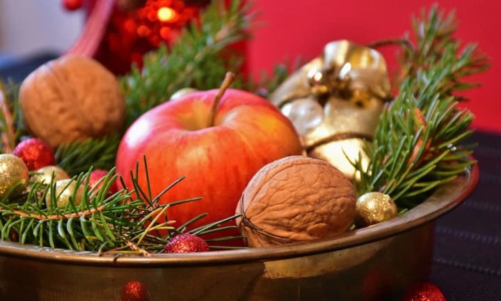 rizdvianyi-pist-2025-data-pochatku-pravyla-kharchuvannia-ta-zaborony