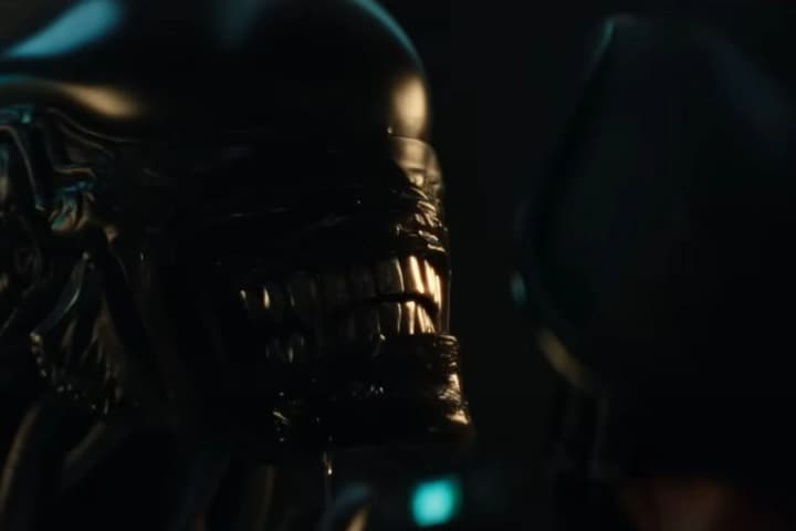 serial-chuzhyi-zemlia-prodovzheno-na-druhyi-sezon