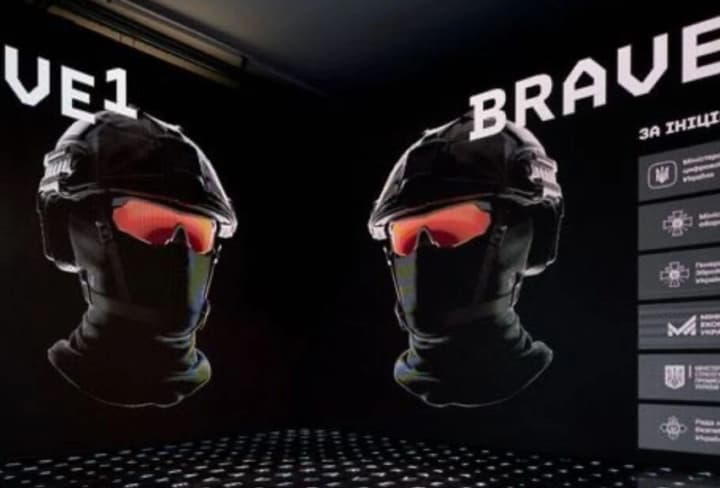 litaky-rozvidnyky-udarni-drony-ta-bombery-na-tsyfrovomu-zviazku-tekhnolohichna-vidpovid-na-novi-vyklyky-frontu