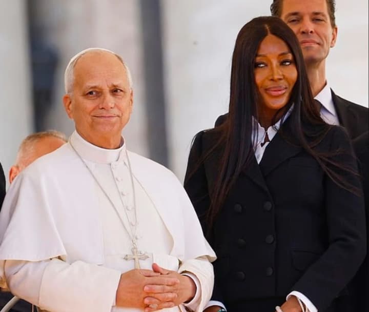 naomi-kempbell-zustrilasia-z-papoiu-rymskym-u-vatykani