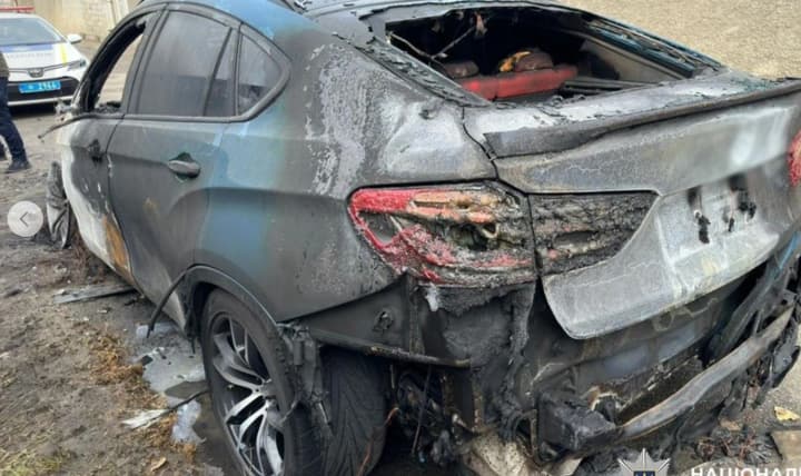 in-kyiv-an-18-year-old-on-the-orders-of-russian-special-services-burned-the-wrong-cars-now-he-faces-prison