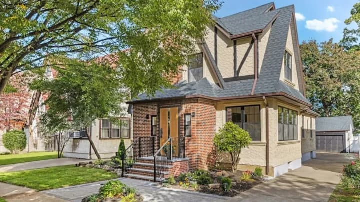 budynok-dytynstva-trampa-prodaiut-za-dollar23-mln