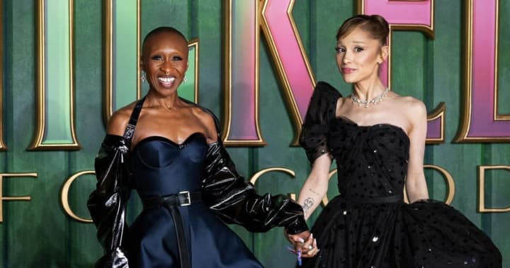 muzhchinu-napavshego-na-arianu-grande-v-singapure-obvinili-v-sude