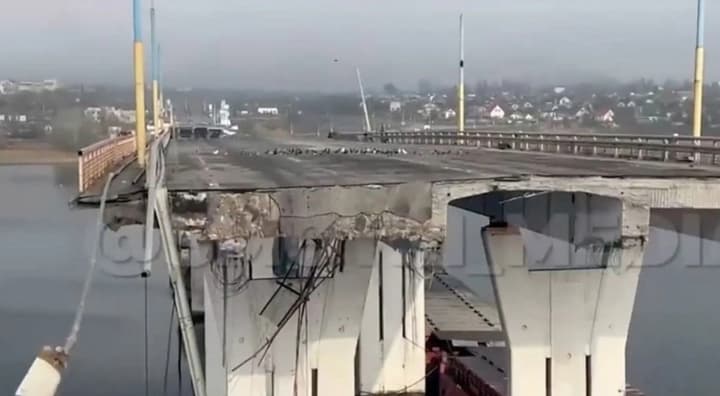 invaders-shelled-kherson-in-another-attempt-to-pressure-the-defenders-of-the-antonivskyi-bridge-voloshyn