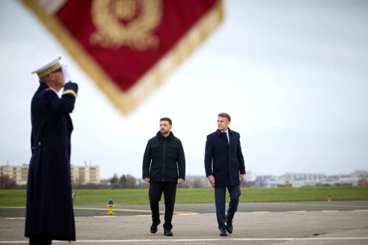 ne-tolko-100-samoletov-rafale-zelenskii-rasskazal-chto-ukraina-smozhet-priobresti-u-frantsii-pvo-radari-i-raketi