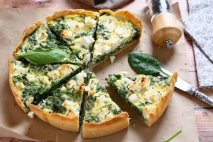 sytnyi-i-pozhyvnyi-pyrih-kish-5-naikrashchykh-retseptiv-yaki-vyidut-u-kozhnoho