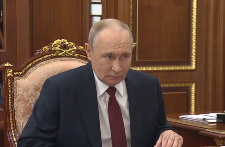 putin-blokiruet-peregovori-o-prekrashchenii-voini-s-uchastiem-predstavitelei-ssha-the-guardian