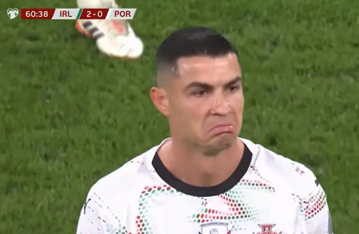 ronaldu-izbezhal-dopolnitelnoi-diskvalifikatsii-i-smozhet-sigrat-na-chm-2026-fifa-smyagchila-sanktsii