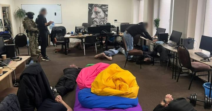 citizens-robbed-under-the-guise-of-financial-services-fraudulent-call-centers-exposed-in-dnipro