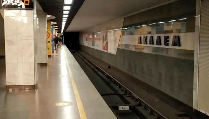 u-kyievi-proponuiut-pereimenuvaty-stantsiiu-metro-akademmistechko-na-vasylia-stusa
