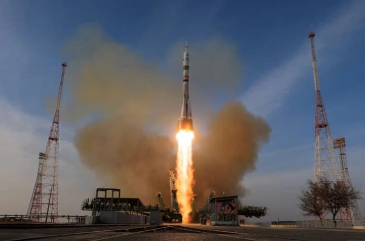 soyuz-ms-28-spacecraft-launched-to-iss-with-russian-and-american-cosmonauts