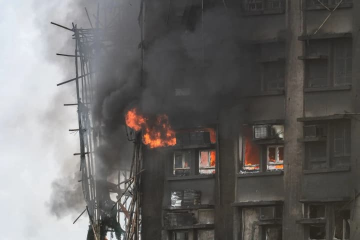 massive-fire-in-hong-kong-death-toll-rises-to-75