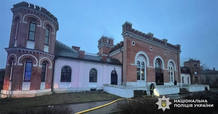 pidpal-synahohy-v-chernivtsiakh-politsiia-pidtverdyla-zatrymannia-pidozriuvanoho-vidkryto-provadzhennia