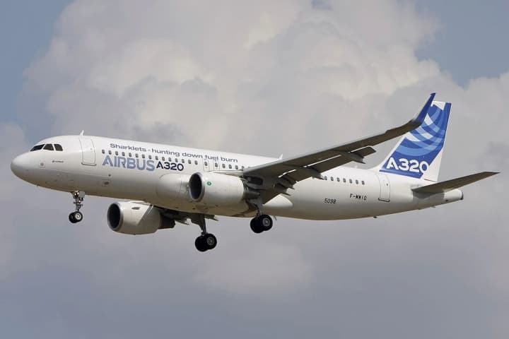 airbus-terminovo-onovliuie-prohramne-zabezpechennia-na-litakakh-a320-pislia-intsydentu-z-systemamy-keruvannia-polotom