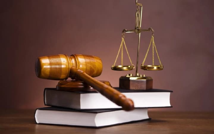 day-of-prosecutors-of-ukraine-world-aids-day-and-wear-a-dress-day-what-else-is-celebrated-on-december-1