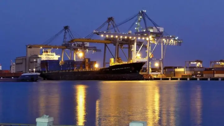 sudan-otkrivaet-dveri-rossii-khartum-predlagaet-moskve-pervuyu-voenno-morskuyu-bazu-v-afrike-wsj