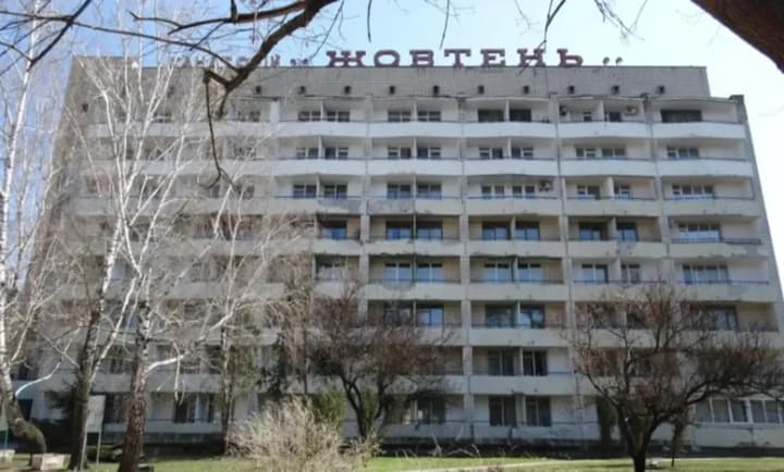 clashes-at-the-zhovten-sanatorium-near-kyiv-what-does-businessman-kaufman-have-to-do-with-it