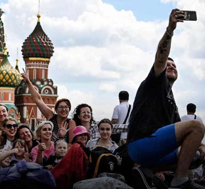 zahrozhuie-bezpetsi-derzhavy-roskomnahliad-povnistiu-zablokuvav-facetime-na-terytorii-rf