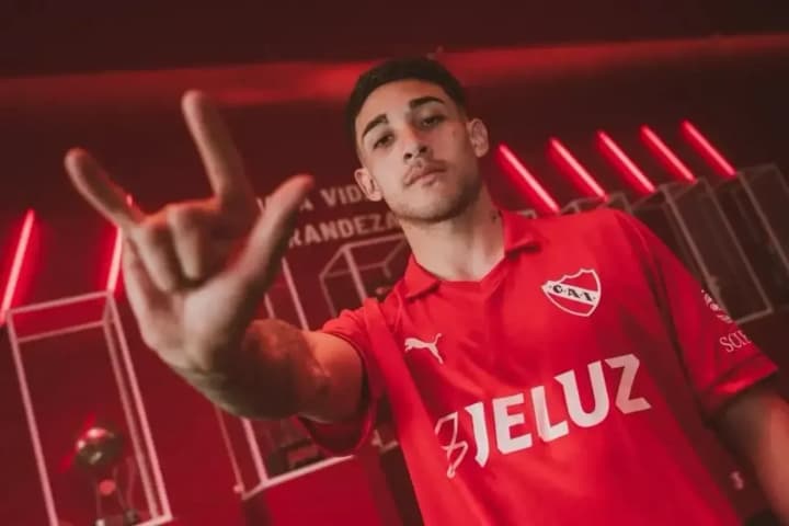 zakhysnyk-independiente-montiiel-volodar-premii-pushkasha-za-naikrasyvishyi-hol-2025-roku