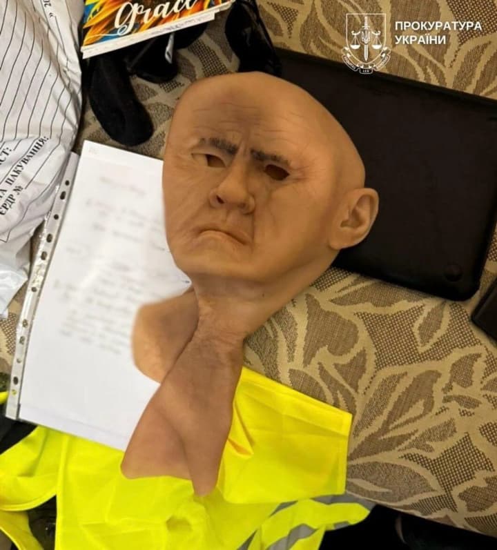 kyianyn-oshukav-pokuptsia-droniv-dlia-zsu-na-30-tysiach-dolariv-yomu-povidomyly-pidozru-ta-vidpravyly-pid-vartu