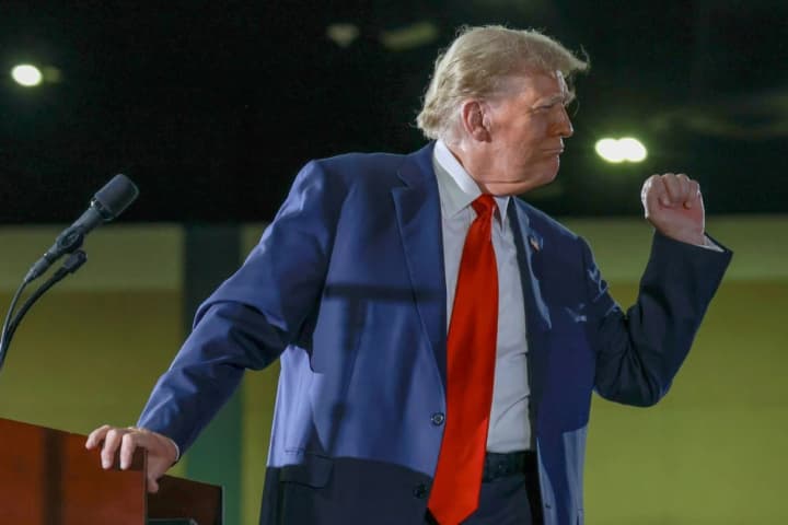 v-nas-ye-khoroshi-shansy-tramp-optymistychno-nalashtovanyi-shchodo-myrnoi-uhody-mizh-ukrainoiu-ta-rf-naperedodni-zustrichi-z-zelenskym